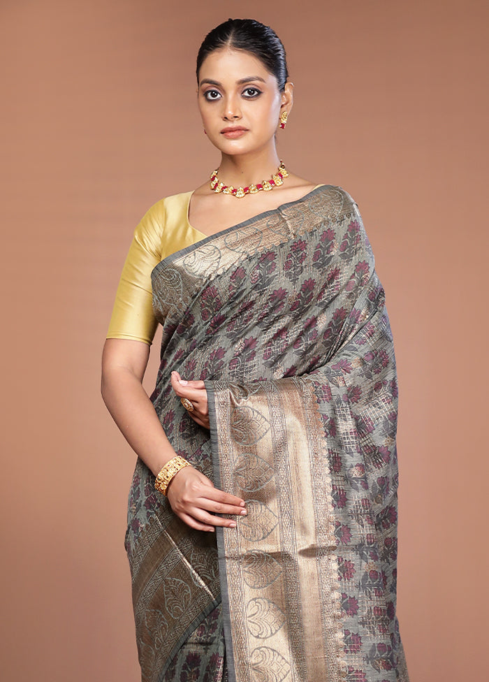 Grey Tussar Silk Saree With Blouse Piece