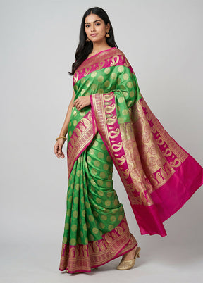 Green Uppada Silk Saree With Blouse Piece