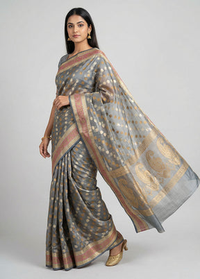 Grey Pure Cotton Saree With Blouse Piece