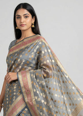 Grey Pure Cotton Saree With Blouse Piece