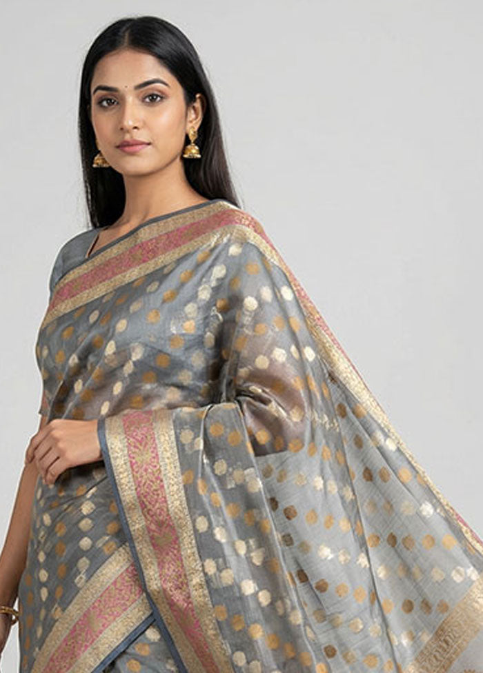 Grey Pure Cotton Saree With Blouse Piece