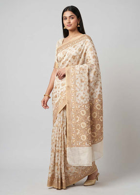 White Pure Cotton Saree With Blouse Piece