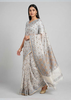White Pure Cotton Saree With Blouse Piece