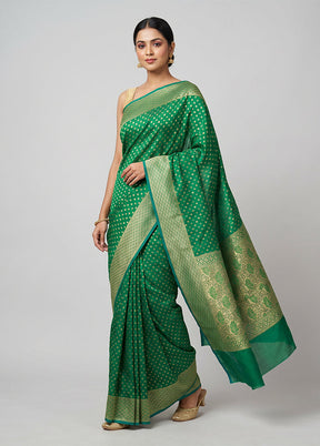 Green Kora Silk Saree With Blouse Piece