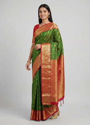 Green Kanjivaram Silk Saree With Blouse Piece