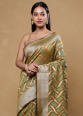 Green Kora Silk Saree With Blouse Piece