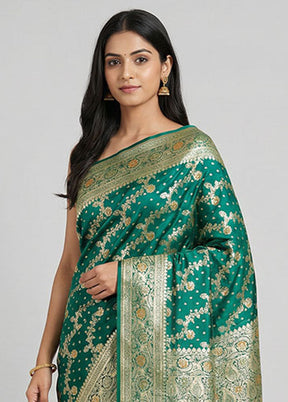 Green Banarasi Silk Saree With Blouse Piece
