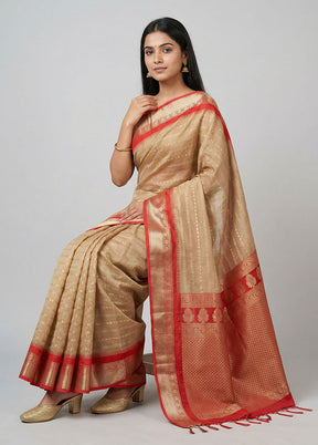 Red Kanjivaram Silk Saree With Blouse Piece