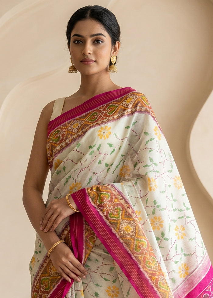 Pink Handloom Patola Pure Silk Saree With Blouse Piece
