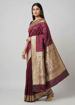Green Handloom Tanchoi Pure Silk Saree With Blouse Piece