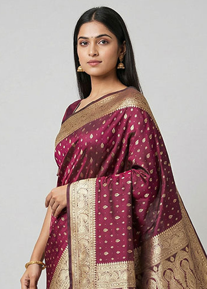 Green Handloom Tanchoi Pure Silk Saree With Blouse Piece