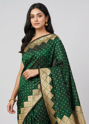 Green Handloom Banarasi Pure Silk Saree With Blouse Piece