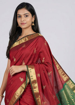 Red Kanjivaram Silk Saree With Blouse Piece