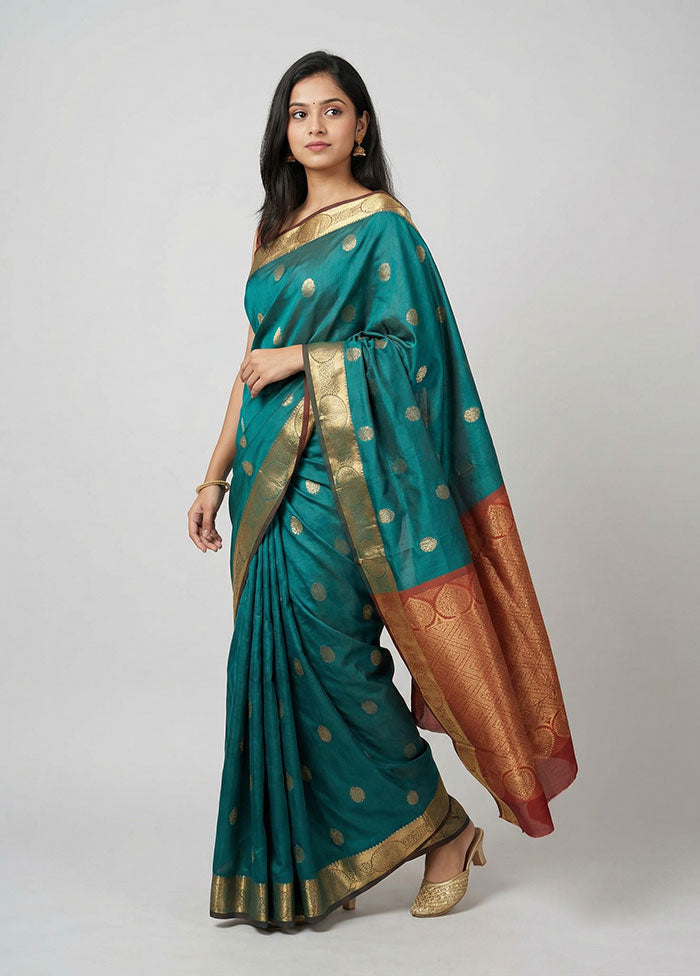Green Kanjivaram Silk Saree With Blouse Piece