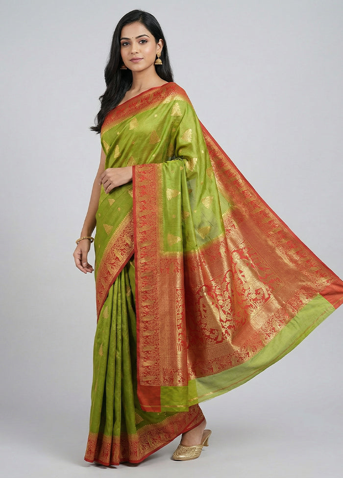 Green Dupion Silk Saree With Blouse Piece