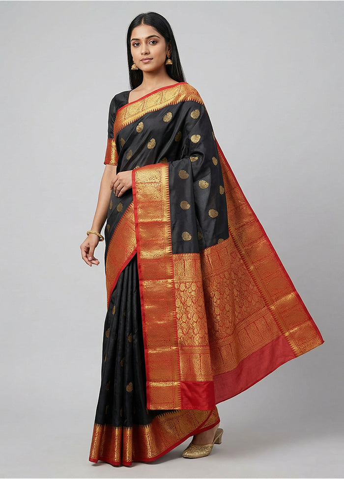 Black Handloom Kanchipuram Pure Silk Saree With Blouse Piece
