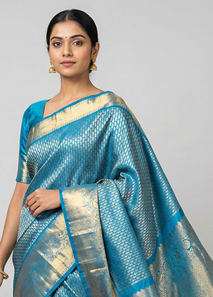 Blue Handloom Kanchipuram Pure Silk Saree With Blouse Piece