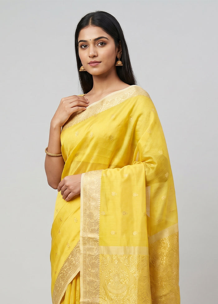 Yellow Khadi Cotton Saree With Blouse Piece