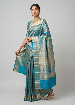 Blue Handloom Kanchipuram Pure Silk Saree With Blouse Piece