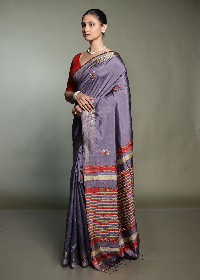 Grey Handloom Tussar Pure Silk Saree With Blouse Piece