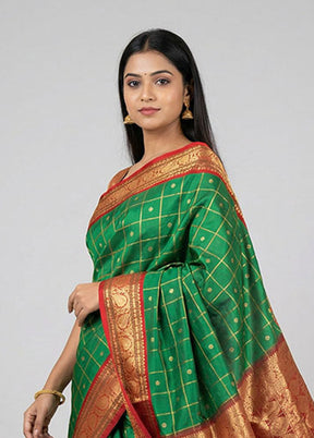 Green Kanjivaram Silk Saree With Blouse Piece