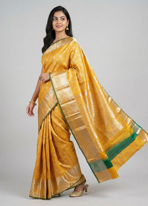 Yellow Handloom Kanchipuram Pure Silk Saree With Blouse Piece