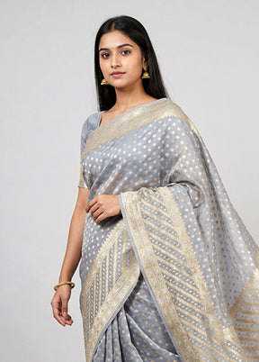 Grey Kora Silk Saree With Blouse Piece