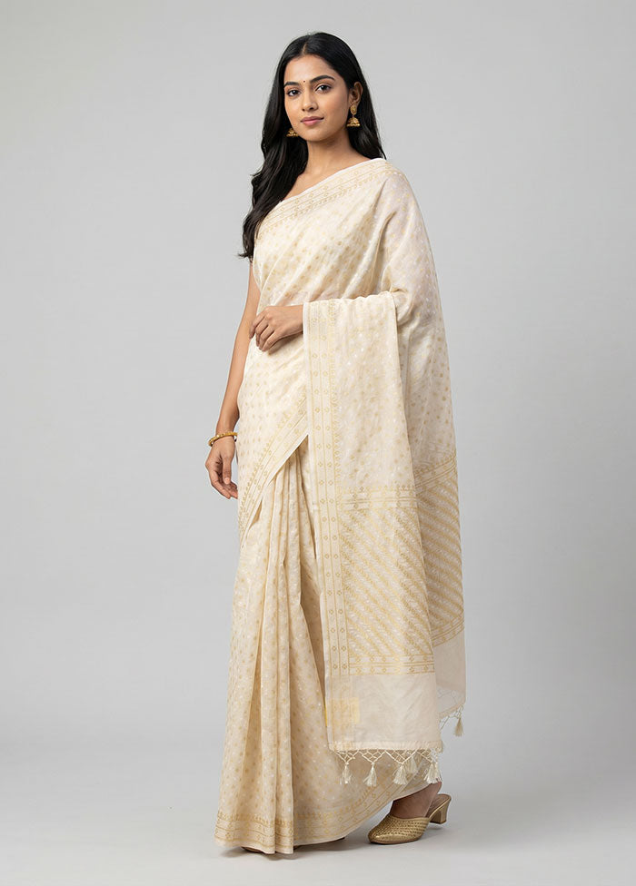 White Kora Silk Saree With Blouse Piece