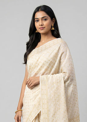 White Kora Silk Saree With Blouse Piece