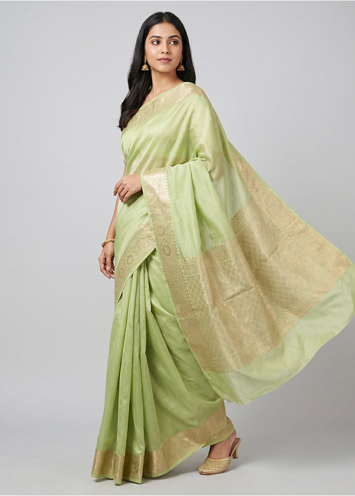 Green Dupion Silk Saree With Blouse Piece