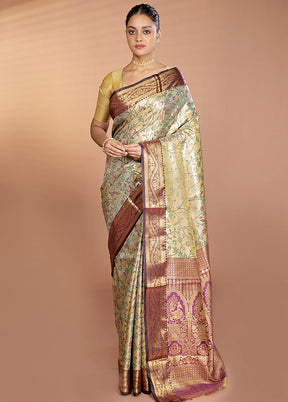 Gold Kanjivaram Silk Saree With Blouse Piece