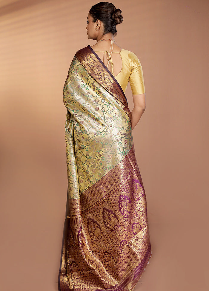 Gold Kanjivaram Silk Saree With Blouse Piece