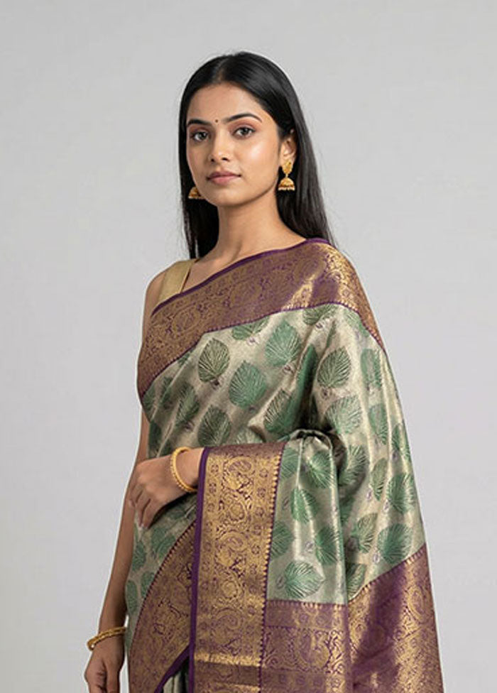 Gold Kanjivaram Silk Saree With Blouse Piece