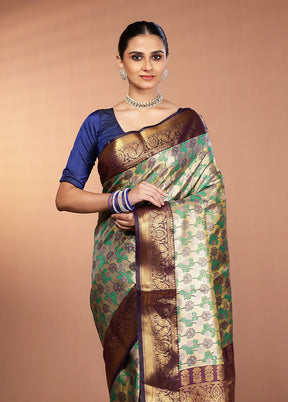 Gold Kanjivaram Silk Saree With Blouse Piece