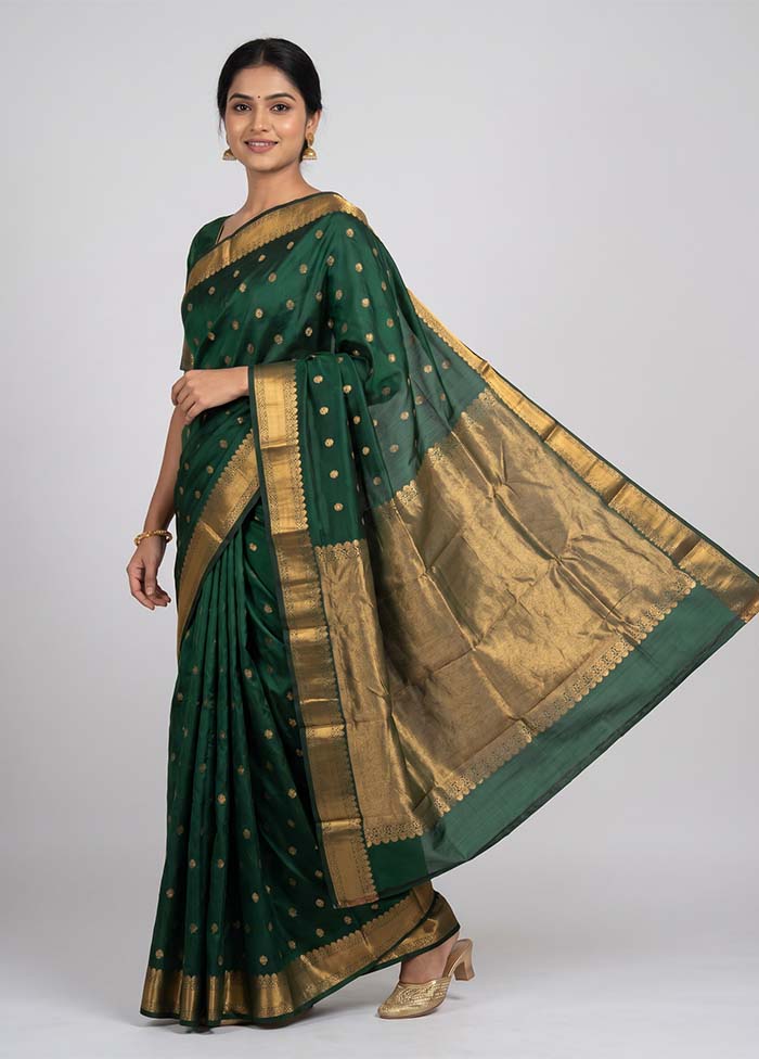 Green Kanjivaram Silk Saree With Blouse Piece