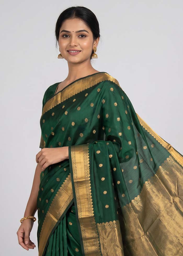 Green Kanjivaram Silk Saree With Blouse Piece