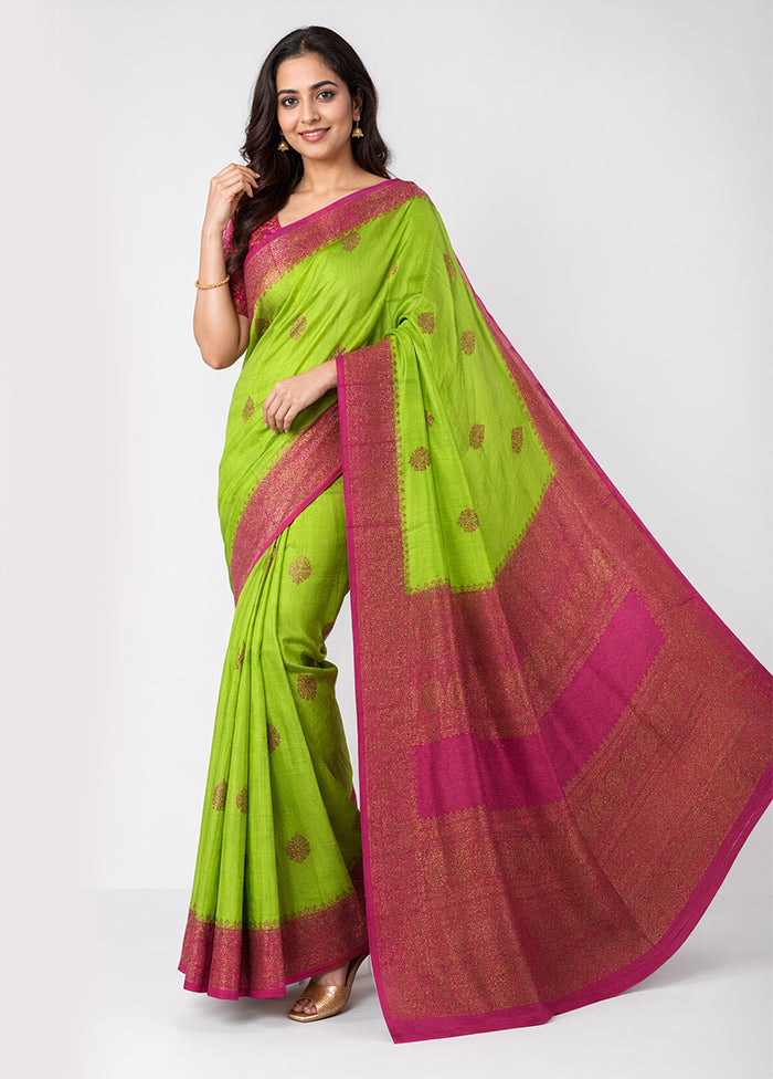 Green Handloom Tussar Pure Silk Saree With Blouse Piece
