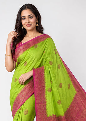 Green Handloom Tussar Pure Silk Saree With Blouse Piece