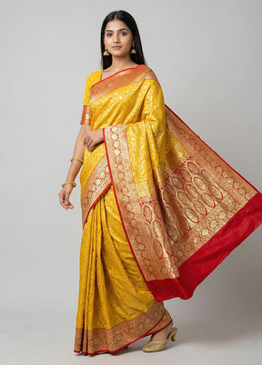 Yellow Handloom Banarasi Pure Silk Saree With Blouse Piece