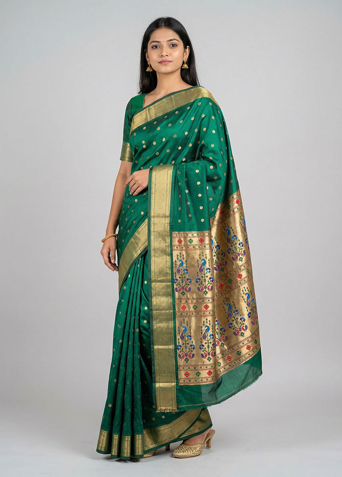 Green Handloom Kanjivaram Pure Silk Saree With Blouse Piece