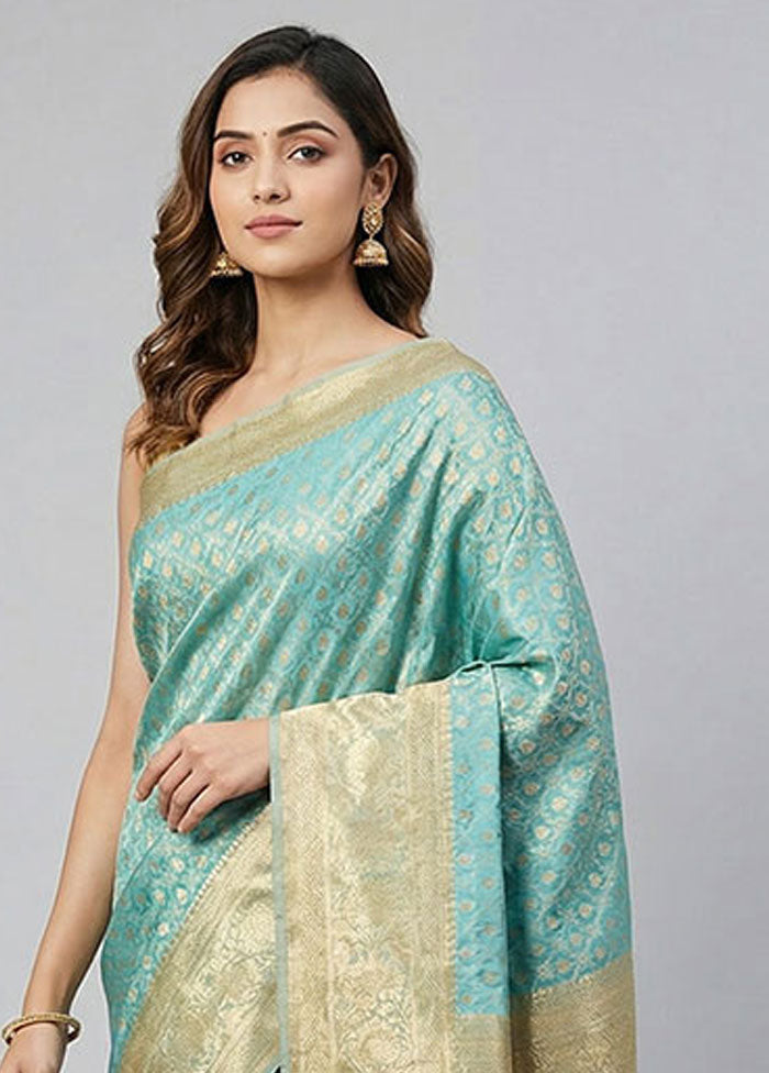 Green Handloom Tanchoi Pure Silk Saree With Blouse Piece