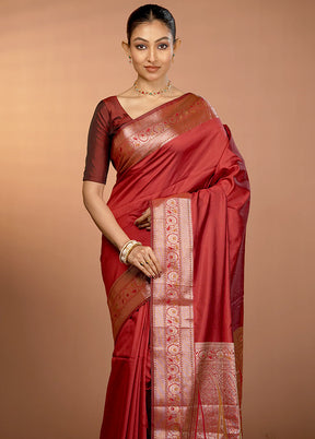 Red Dupion Silk Saree With Blouse Piece