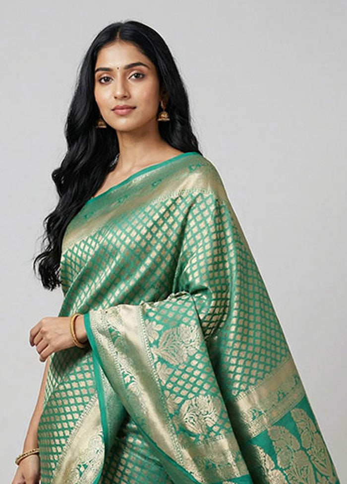 Blue Uppada Silk Saree With Blouse Piece