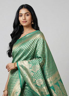 Blue Uppada Silk Saree With Blouse Piece