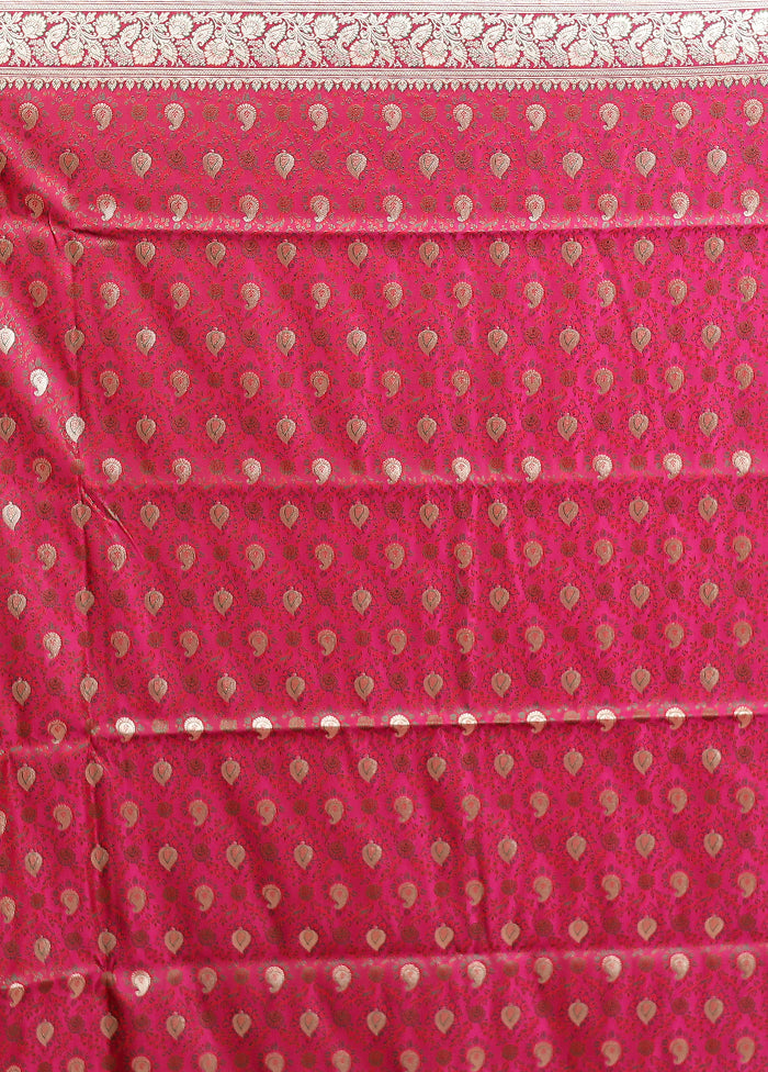 Green Handloom Tanchoi Pure Silk Saree With Blouse Piece