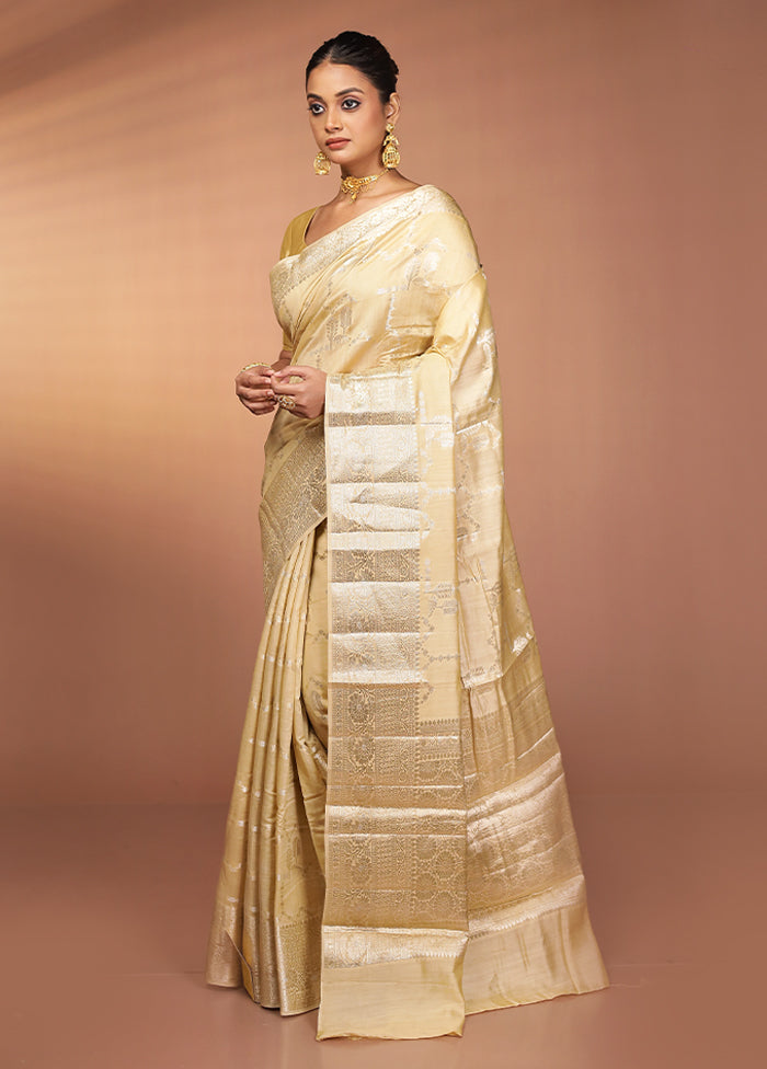 Cream Dupion Silk Saree With Blouse Piece