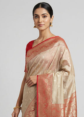 Cream Tussar Silk Saree With Blouse Piece