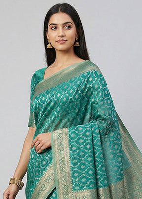 Green Kora Silk Saree With Blouse Piece