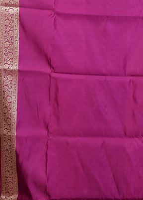 Purple Handloom Banarasi Pure Silk Saree With Blouse Piece