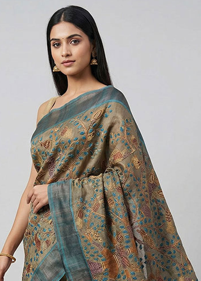Cream Handloom Tussar Pure Silk Saree With Blouse Piece